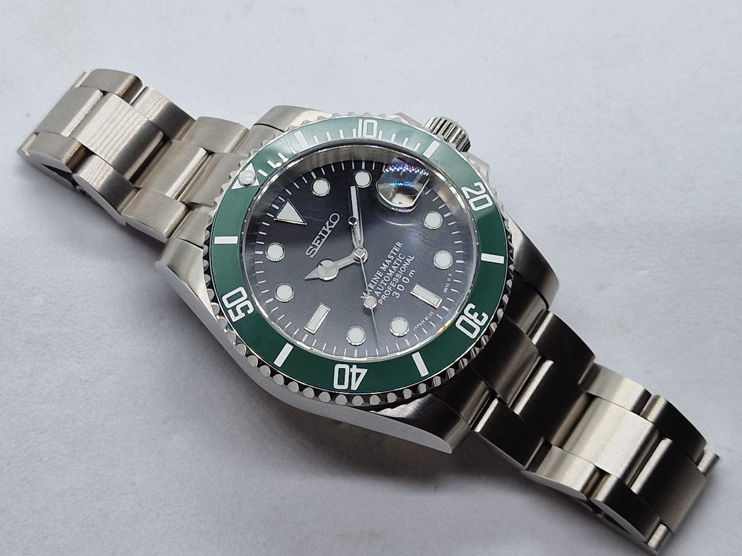Seiko Mod Kermit Submariner Nh35 Automatik 40 mm individuelle Keramiklünette