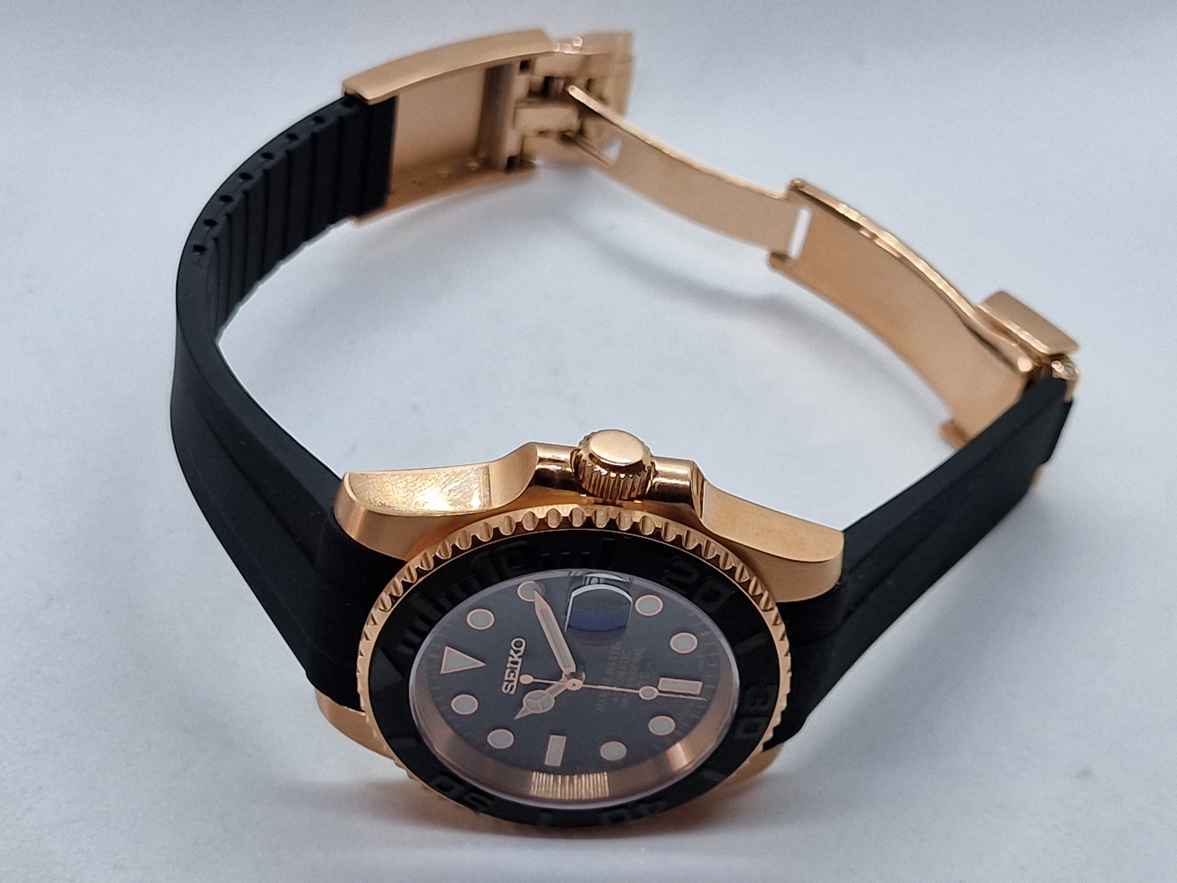 Seiko Mod Yachtmaster Rose Gold NH35 Automatik 40 mm individuelle Kera –  Dwatchmod