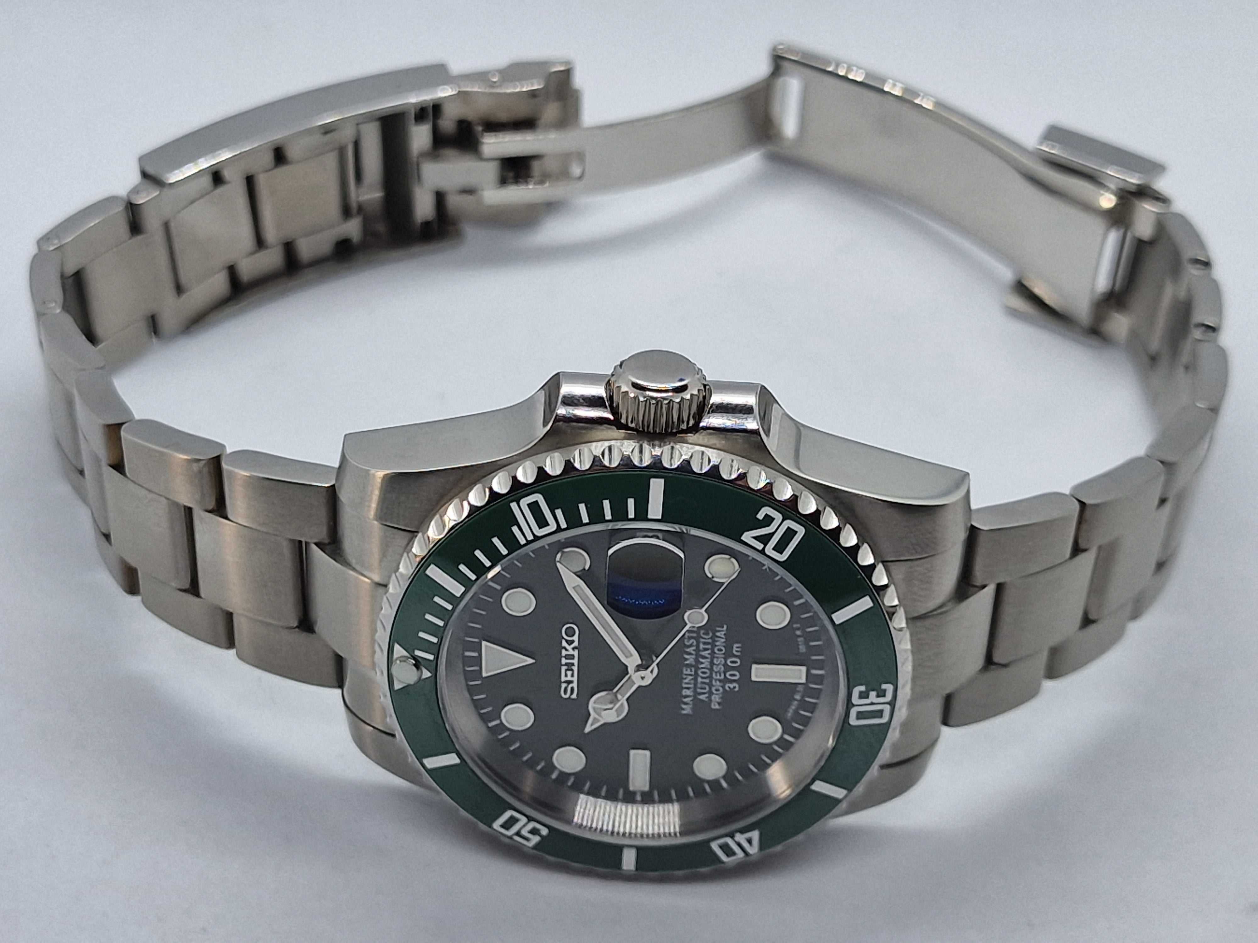 Seiko Mod Kermit Submariner Nh35 Automatik 40 mm individuelle