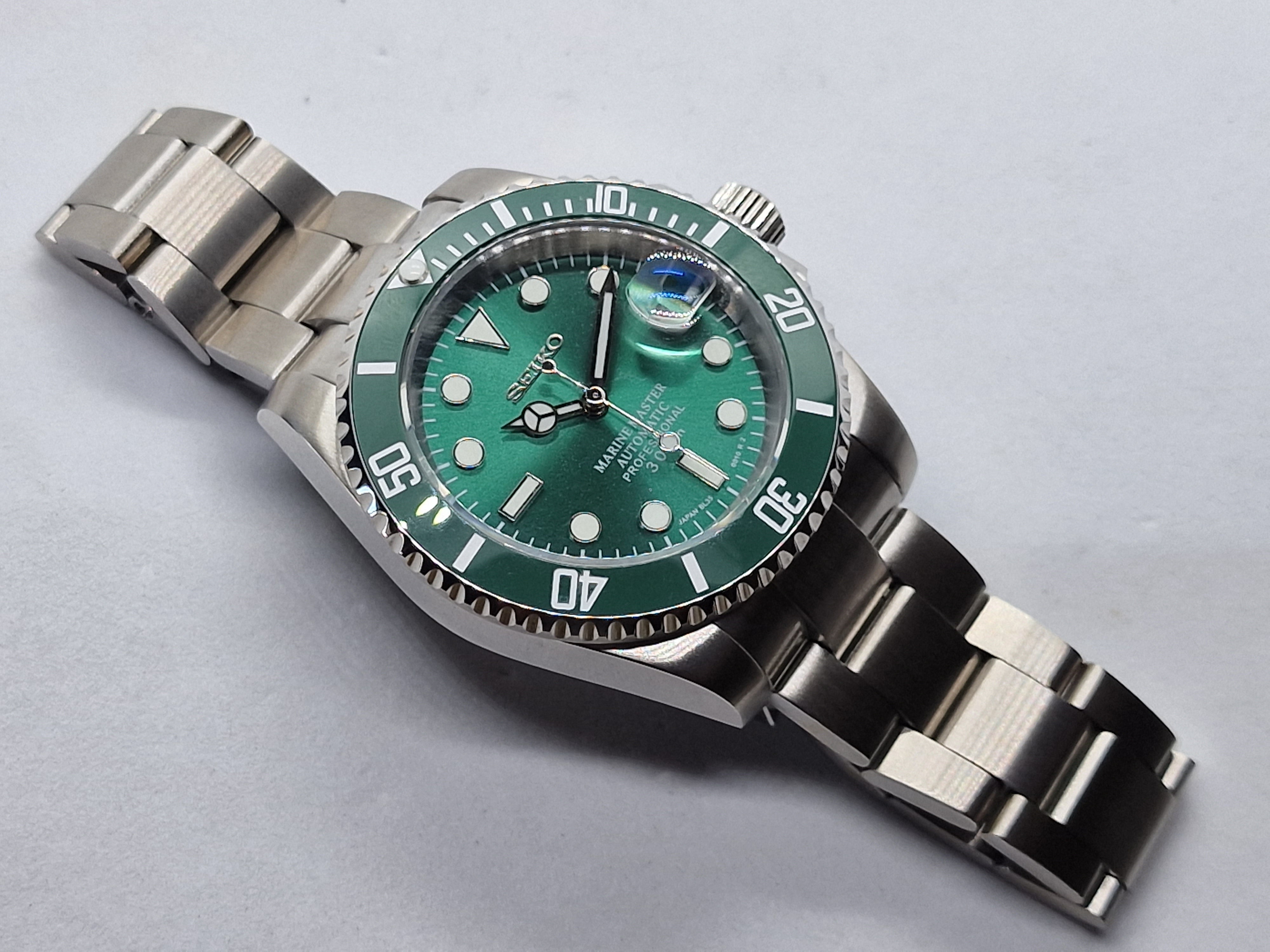 Seiko Mod Hulk Submariner Nh35 Automatic 40mm Custom Ceramic Bezel 