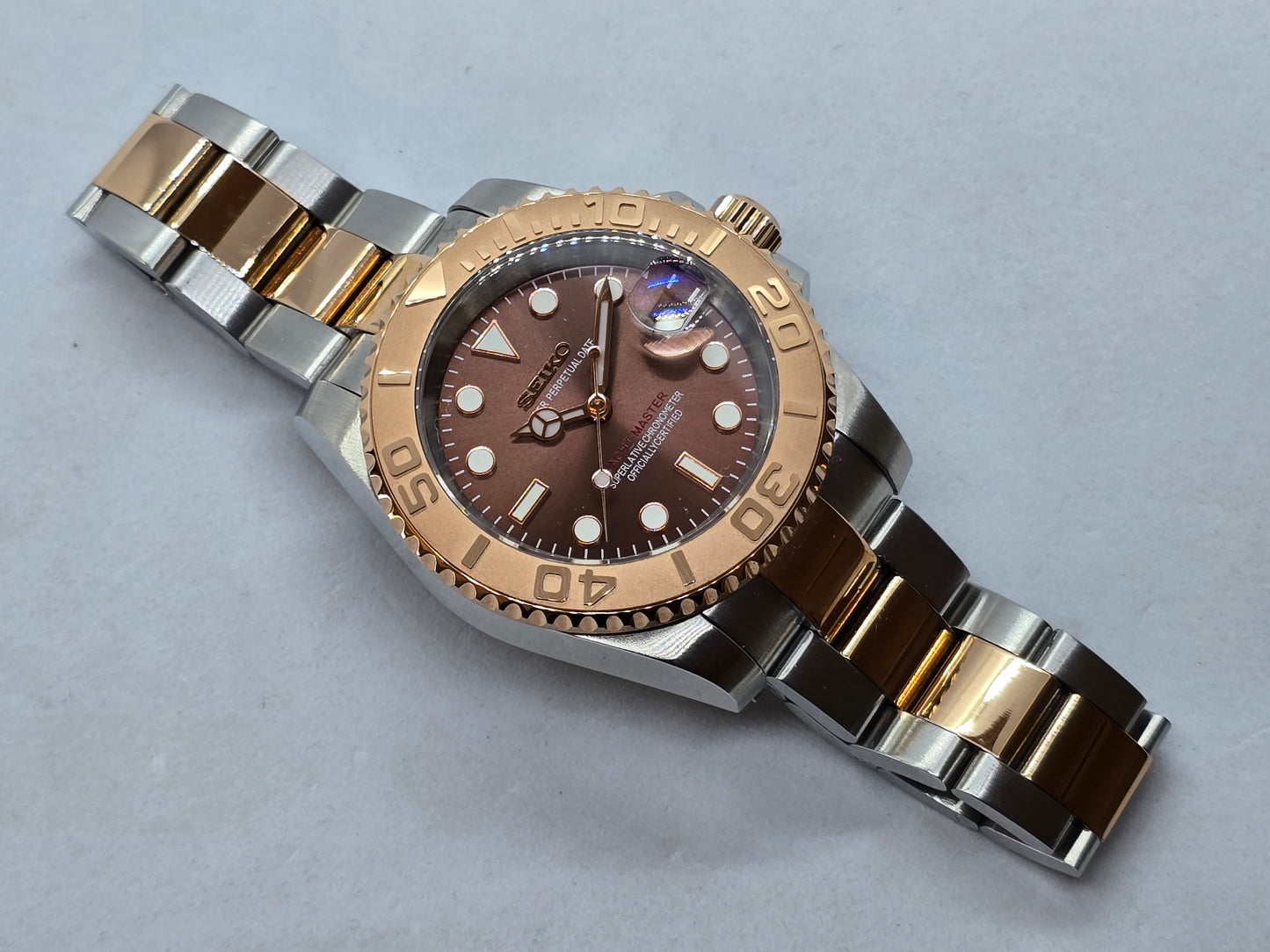 Seiko Mod Yachtmaster Chocolate Steel and Rose Gold Nh35 Automatic 40mm Custom