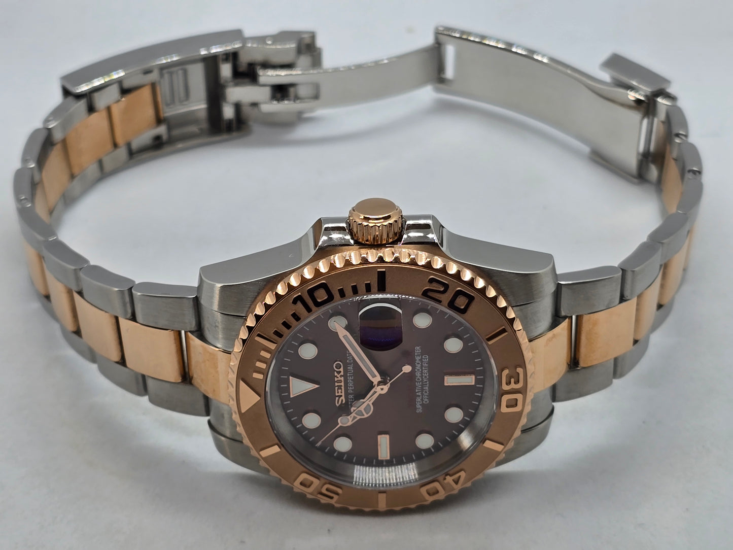 Seiko Mod Yachtmaster Chocolate Steel and Rose Gold Nh35 Automatic 40mm Custom