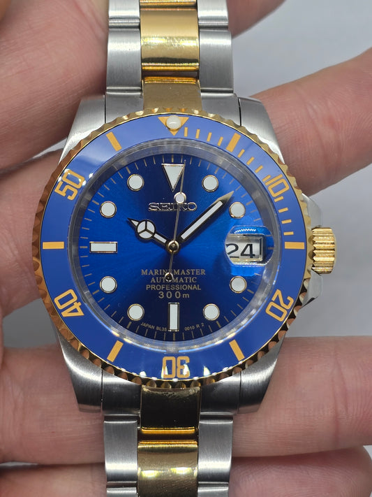 Seiko Mod Submariner blu acciaio e oro Nh35 automatico 40 mm lunetta ceramica