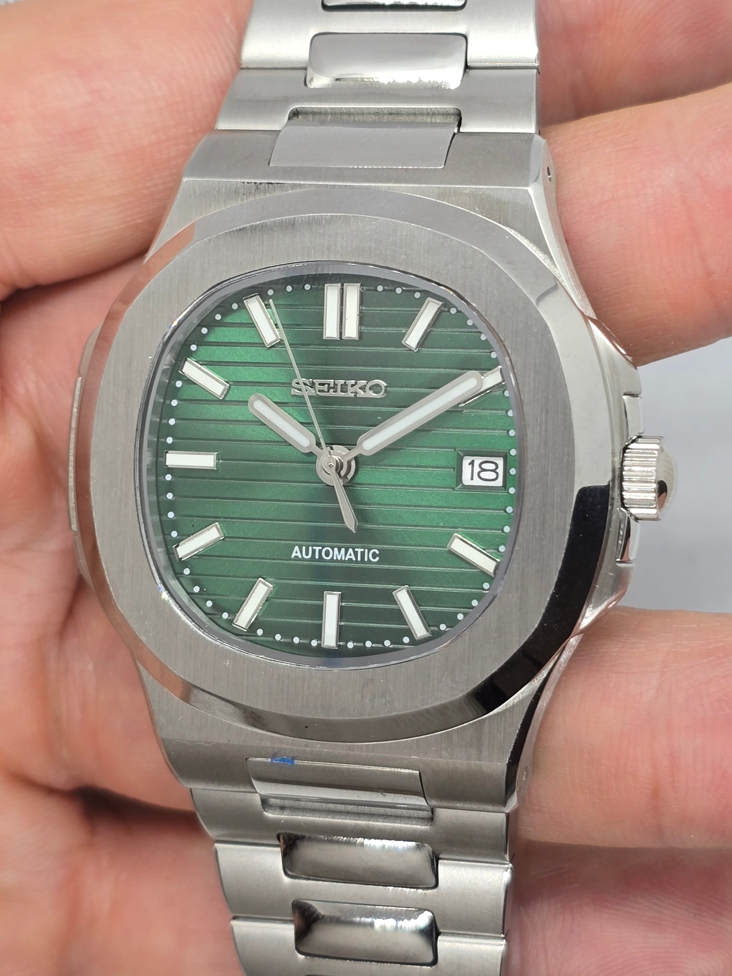 Seiko Mod Nautilus verde Nh35 automatico vetro zaffiro