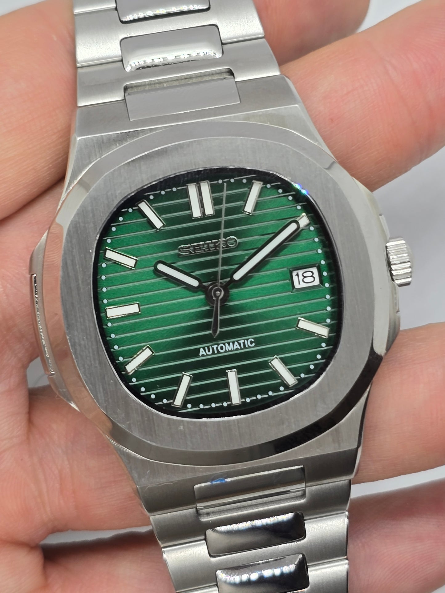 Seiko Mod Nautilus verde Nh35 automatico vetro zaffiro