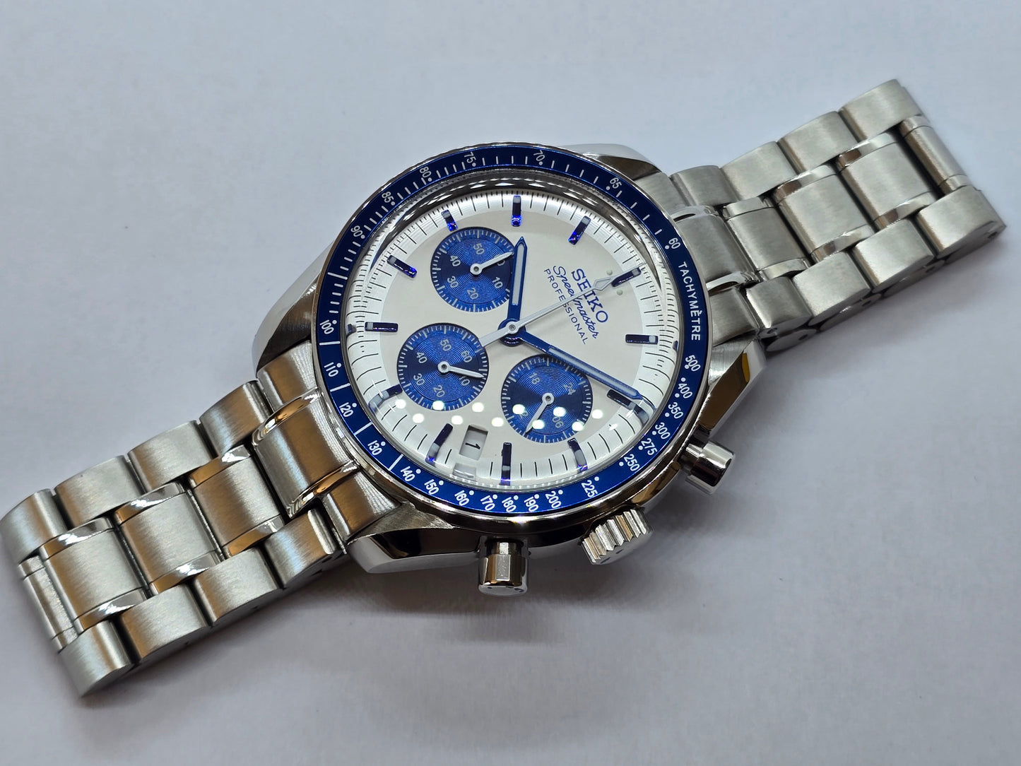 Seiko Mod Speedmaster Moonwatch cronografo Vk63 quarzo